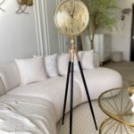 Stand clock