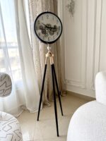 Stand clock